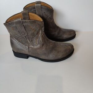 Danpost Distressed Women's Leather Boots